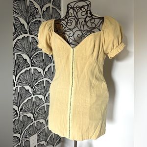 Boutique Yellow mini dress | Sz Med | clasp front closure, low cut, puff sleeve